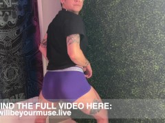 Farting While Doing Squats - Screenshot 9 of 16 - No Nude