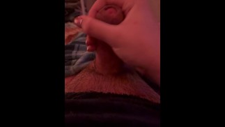 Trans latina girl comes thinking about her best friend and her big tits, falling all the cum