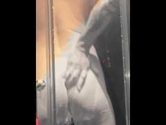 A ball busting shower wank - Screenshot 2 of 16 - Big Load