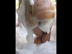 Squirting in my jacuzzi during my jungle vacation. - Screenshot 7 of 16 - Solo Squirt