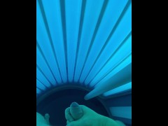I please myself in the tanning booth at the gym