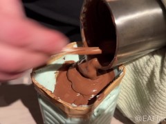 チンコの型を取ってチンコチョコを作り自分のコピーチンコと3Pしてみた！ - Screenshot 8 of 16 - 可愛い