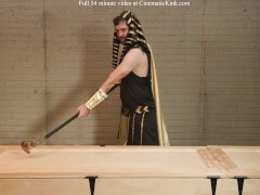 Indiana Bones and the Temple of Poon - Screenshot 9 of 16 - Mummy