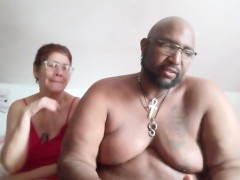 Pilot episode of naked chats with friends: Getting to know Daisy Vixxxen and myself