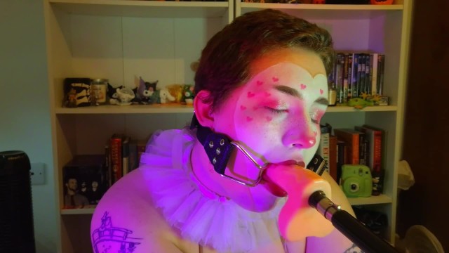 valentine's clown gagged and wrecked - fuckmachine, face fucking, gags