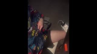 Big cock hungry for some lips