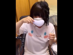 電マでオナニー動画 - Screenshot 5 of 16 - デカ乳首