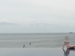 Infinity pool - Screenshot 13 of 16 - Bikini