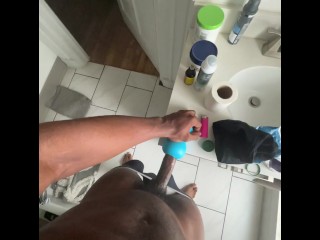 Подпишитесь на меня в Twitter @kdhoundn