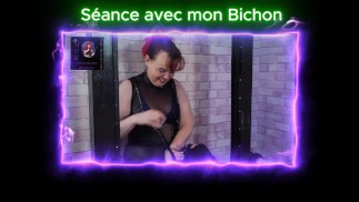 Je joue avec le cul et les tétons de mon Bichon sans qu'il puisse bouger ou voir