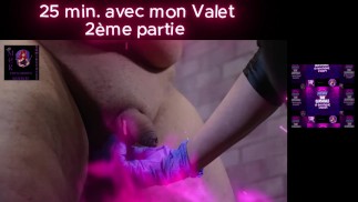 Je fouette mon Valet après avoir pincé ses tétons, électrifié ses couilles et chatouillé son corps
