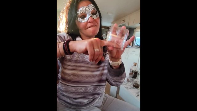 Mi mujer se bebe mi leche