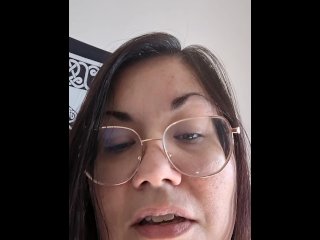 Big ass MILF rides pillow, fan request