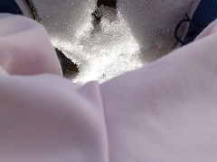 寒くて我慢できなくて外でおしっこ💦 - Screenshot 16 of 16 - 日本人