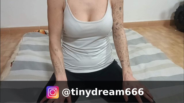 Amateur shaking orgasm