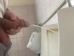 I pee in a public toilet - Screenshot 8 of 16 - Piss