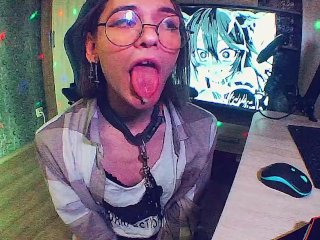 just some femboy edging on liveshow