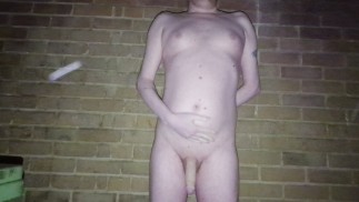 Student has fun masturbating outside