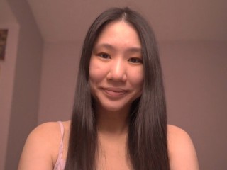 Cute Asian Girl ASMR - John 16-18