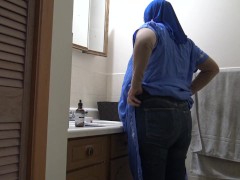 Arap adam mutfakta arkadan Türk karısını beceriyor - TURK TURBANLI SEX