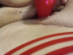 Amateur BBW uses a thrusting vibrator