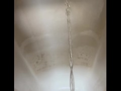 Full bladder relief - Screenshot 13 of 16 - Pee