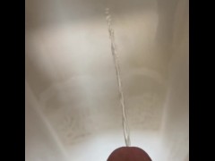 Full bladder relief - Screenshot 3 of 16 - Pee