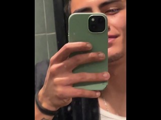 Algo Bello Para El Camello