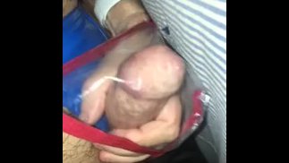 Утренняя деревянная гладка в прозрачных пластиковых стрингах от первого лица