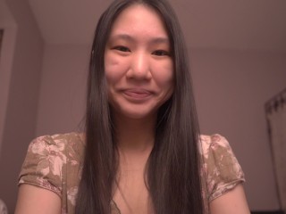 Cute Азиатская девушка - твоя сестра во Христе ASMR - Деяния 18-19