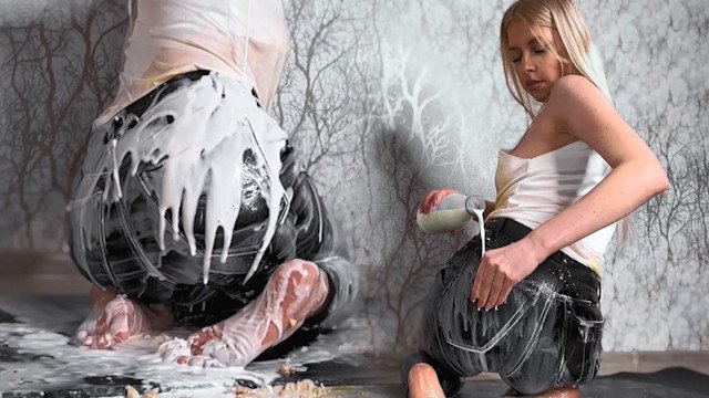 WAM food play, pussy play and cake humping in leather jeans