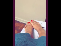 You like em' daddy? 😜😘 I painted them red for you. - Screenshot 6 of 16 - Feet