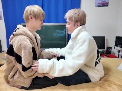 るいとさんをパーカー着させてハメた - Screenshot 1 of 16 - Anal Squirt