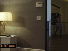 Lasirena69, the busty wife - Screenshot 4 of 16 - Big Boobs