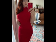 Amy August Shows Off Her Hourglass Figure
