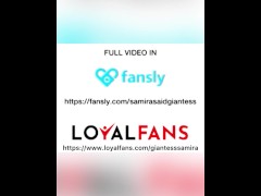 Giantess Samira encuentra una micro ciudad en la mesa de su casa y les presenta a su enorme trasero