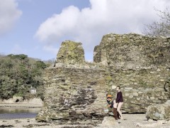 A beach estuary risky outdoor public fuck session. Warm UK February sunlight sex!