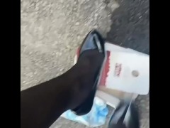 CRUSH BOTTLE - Screenshot 13 of 16 - High Heels