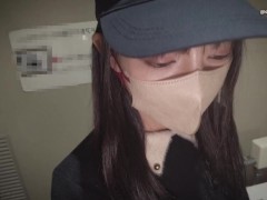SNSで駆け出しインフルエンサー発見！！素人童貞の僕でもフォロワー数を伝えれば抱けるかも！？接続部から垣間見えるおまんこのピンク色が生々しい（個人撮影、素人、日本人、露出） - Screenshot 1 of 16 - Japanese