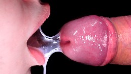 Sie lutschte meinen Schwanz aus nächster Nähe! Sanft langes Spermaspiel, Schwanz und Zunge necken