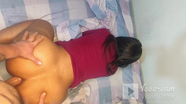 It went well with my big-ass stepdaughter, I tamed her and rode her in the ass