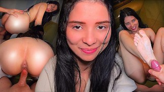 my best friend we ended up fucking until I cum on the soles of her feet. AMATEUR!