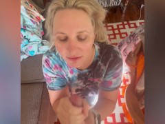 Amateur MILF Sucks Big Cock in the morning to get cream on her face for her coffee