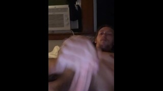 Кто думает, что сможет справиться с этим большим членом