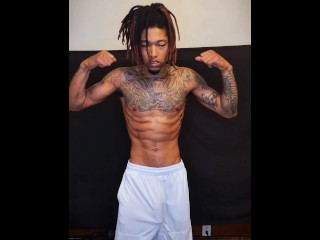 Капюшон Dread Head с большим Black петухом, дразнящим в 4K