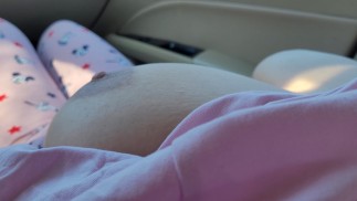 Innocent Сводная сестра возбуждается и трется о член