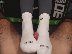 Gym Girl Loves Working out Shoeless - Nike Low Cut Sockjob