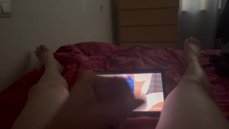 Masturbation in front of hantai until ejaculation