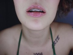 TENGO UNA TAREA PARA TI, INÚTIL. - AMA WHITEPRAXIS