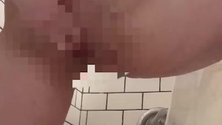 Watch me rub my pussy SOAPY
